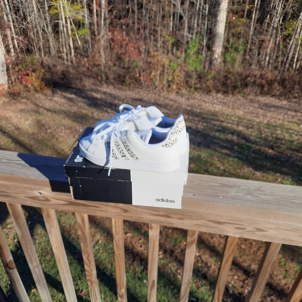 Womens Adidas Grand Court